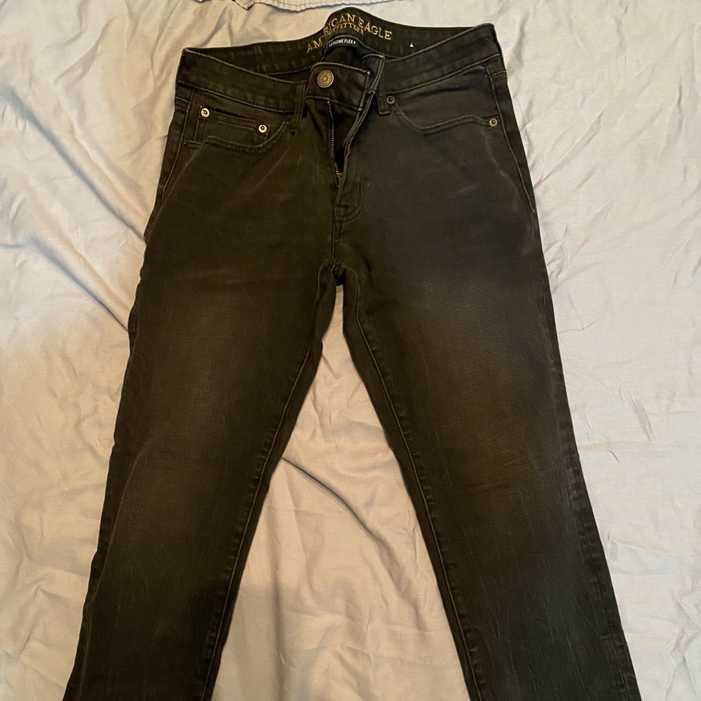 Black American Eagle jeans slim straight 32x30